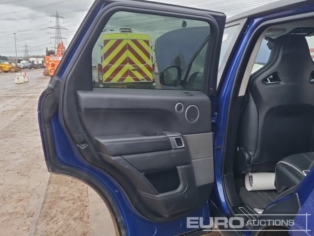 SUV 2017 Range Rover Sport: photos 26