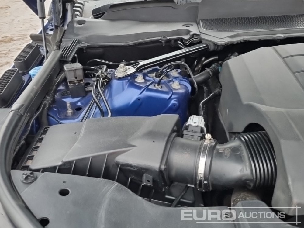 SUV 2017 Range Rover Sport: photos 16