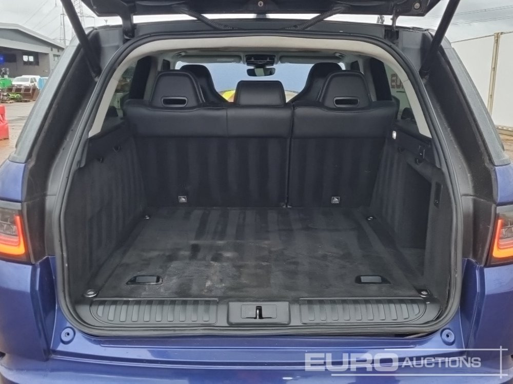 SUV 2017 Range Rover Sport: photos 21