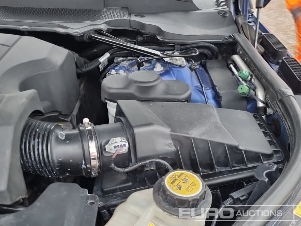 SUV 2017 Range Rover Sport: photos 14