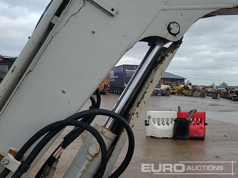 Mini pelle 2017 Takeuchi TB230: photos 21