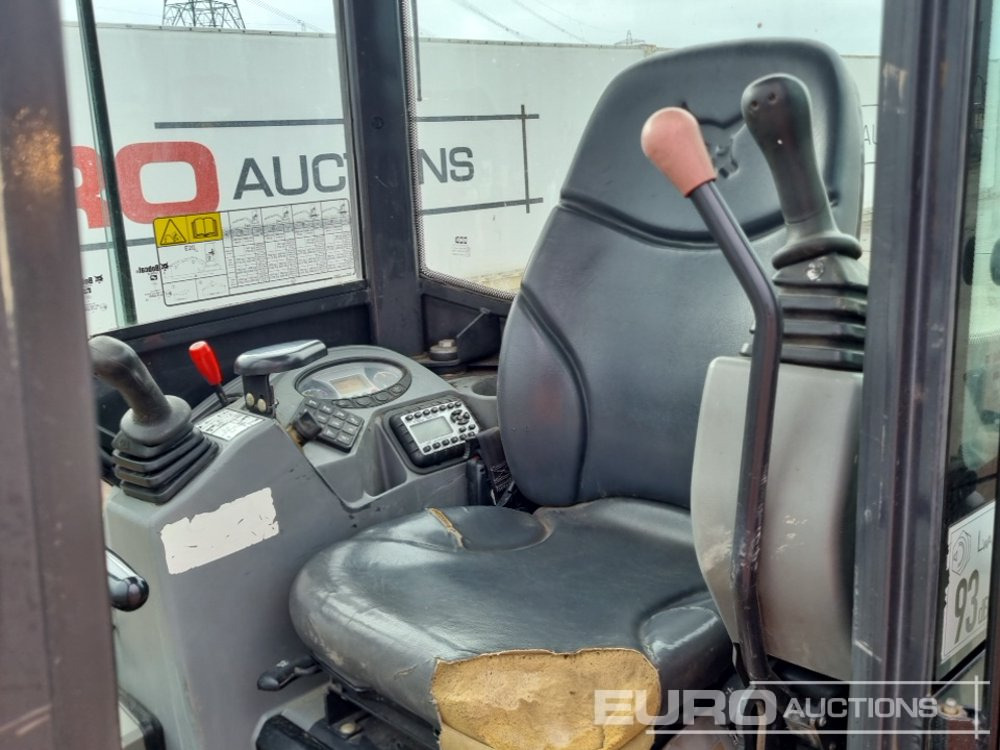 Mini pelle 2018 Bobcat E20: photos 46 Mini pelle 2018 Bobcat E20: photos 46