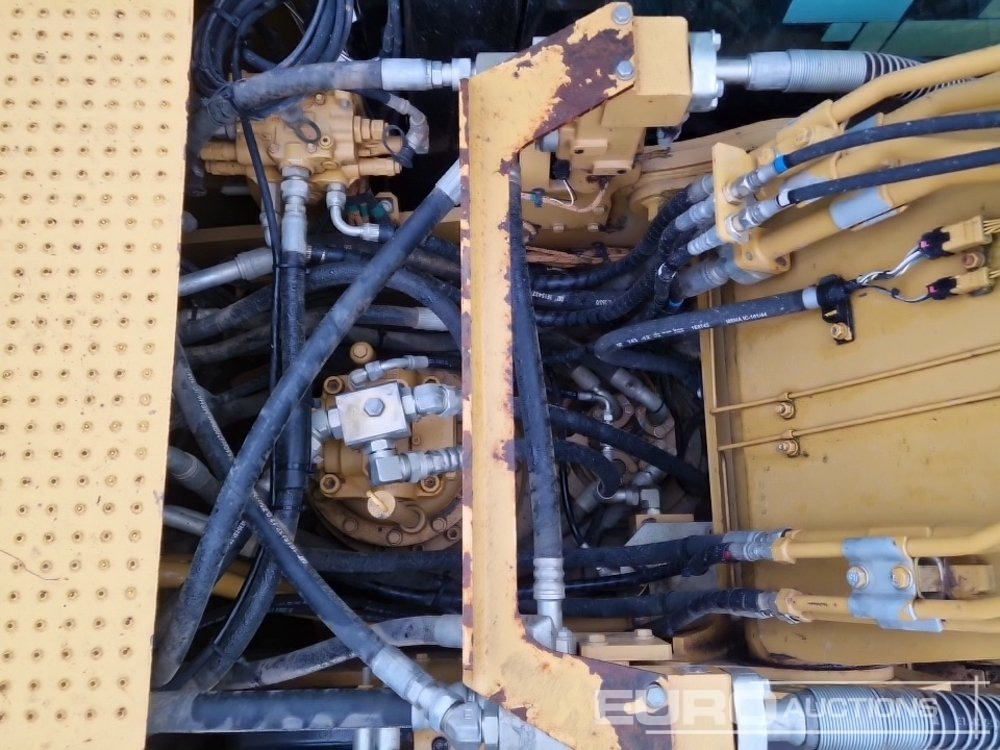 Pelle sur chenille 2018 CAT 320: photos 35