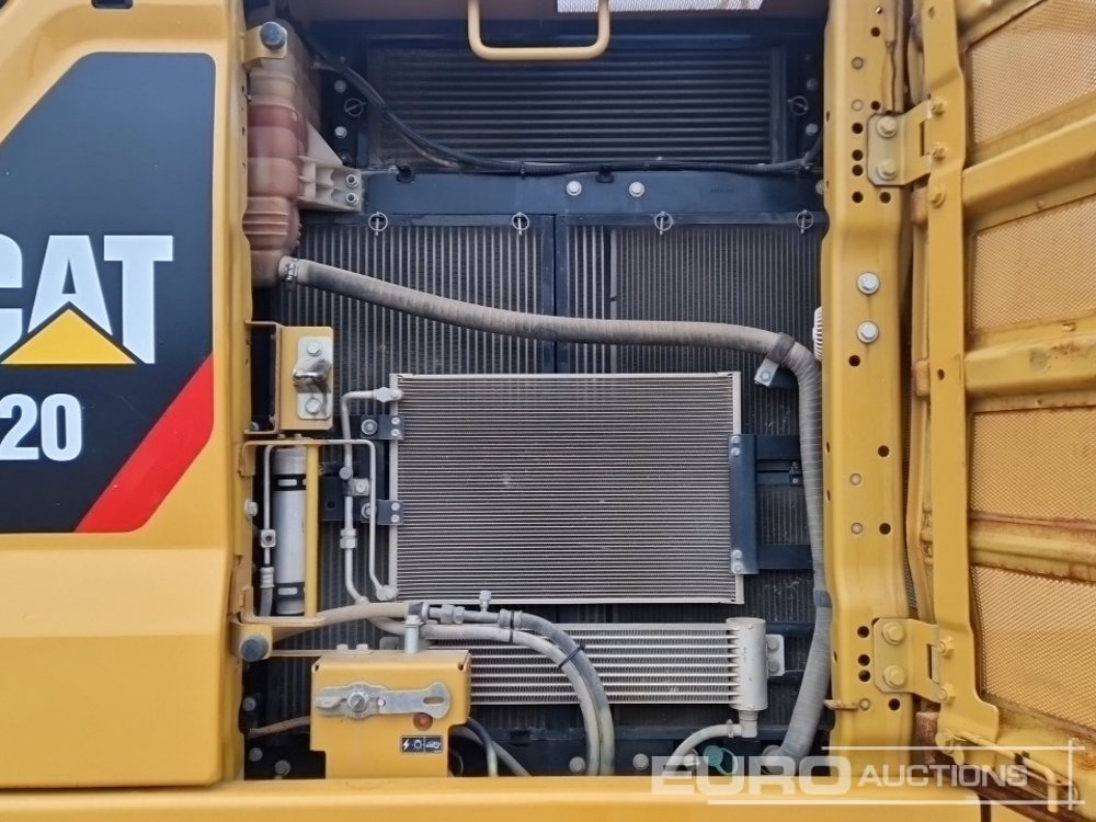 Pelle sur chenille 2018 CAT 320: photos 30