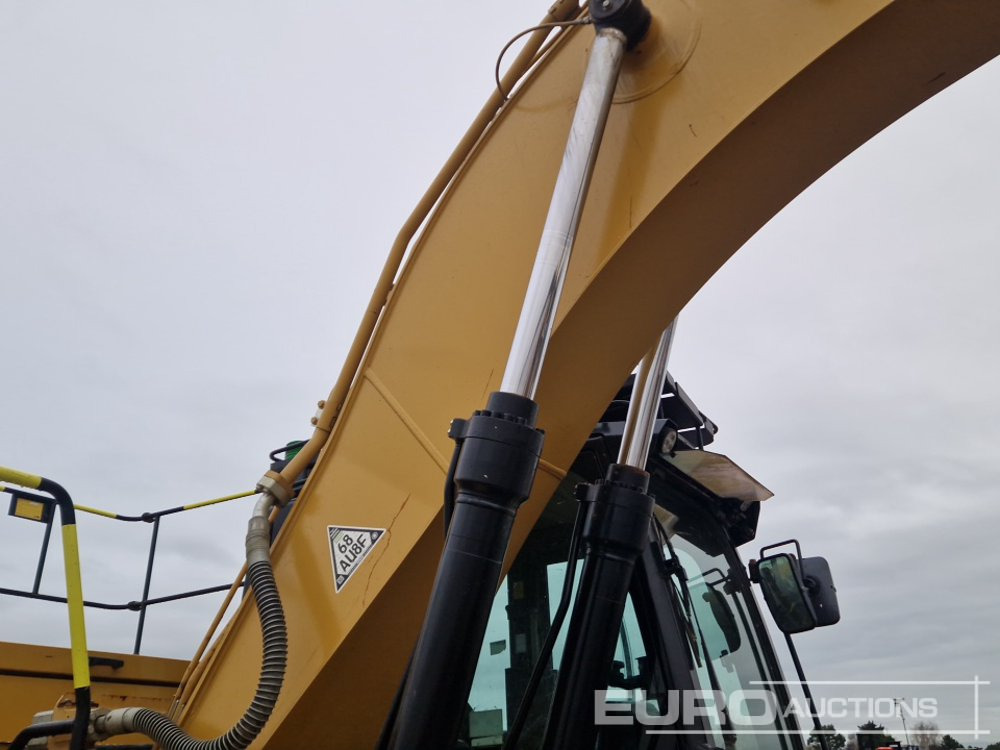 Pelle sur chenille 2018 CAT 320: photos 22