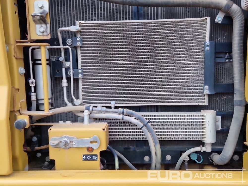 Pelle sur chenille 2018 CAT 320: photos 31