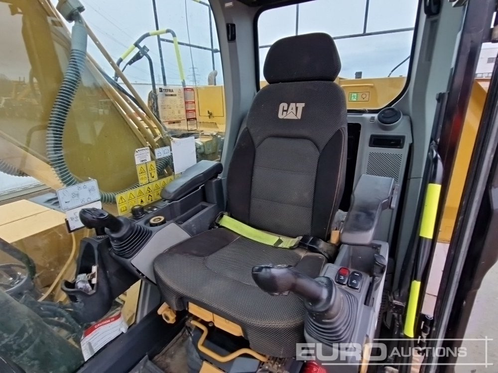 Pelle sur chenille 2018 CAT 320: photos 40