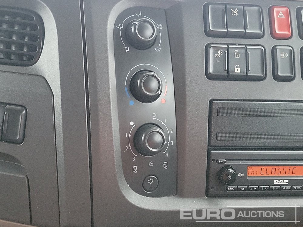 Camion fourgon 2018 DAF LF180: photos 26