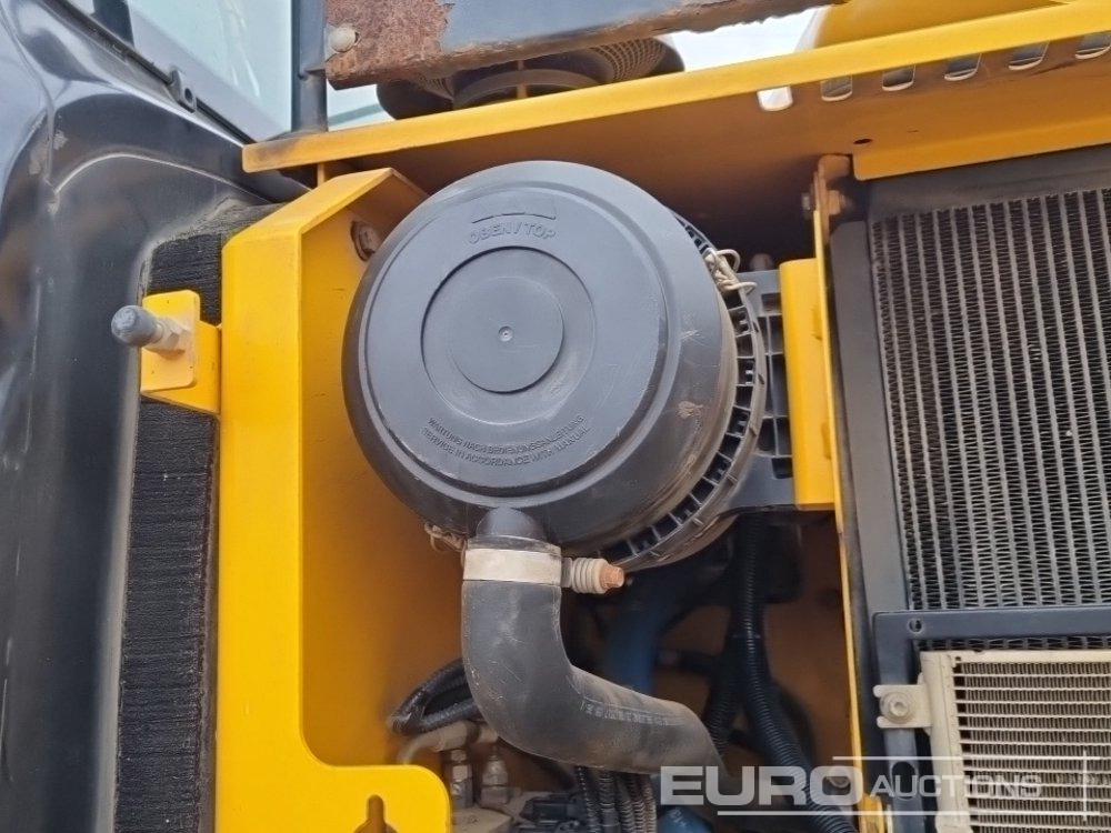 Pelle sur chenille 2018 JCB JS131LC: photos 40