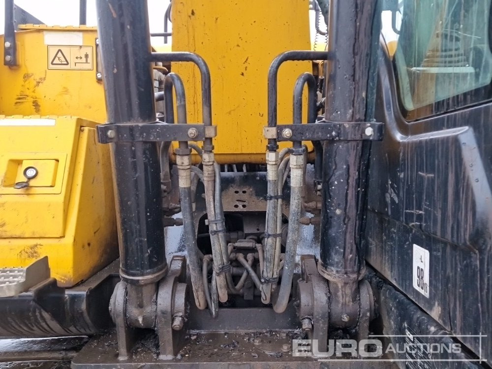 Pelle sur chenille 2018 JCB JS131LC: photos 17