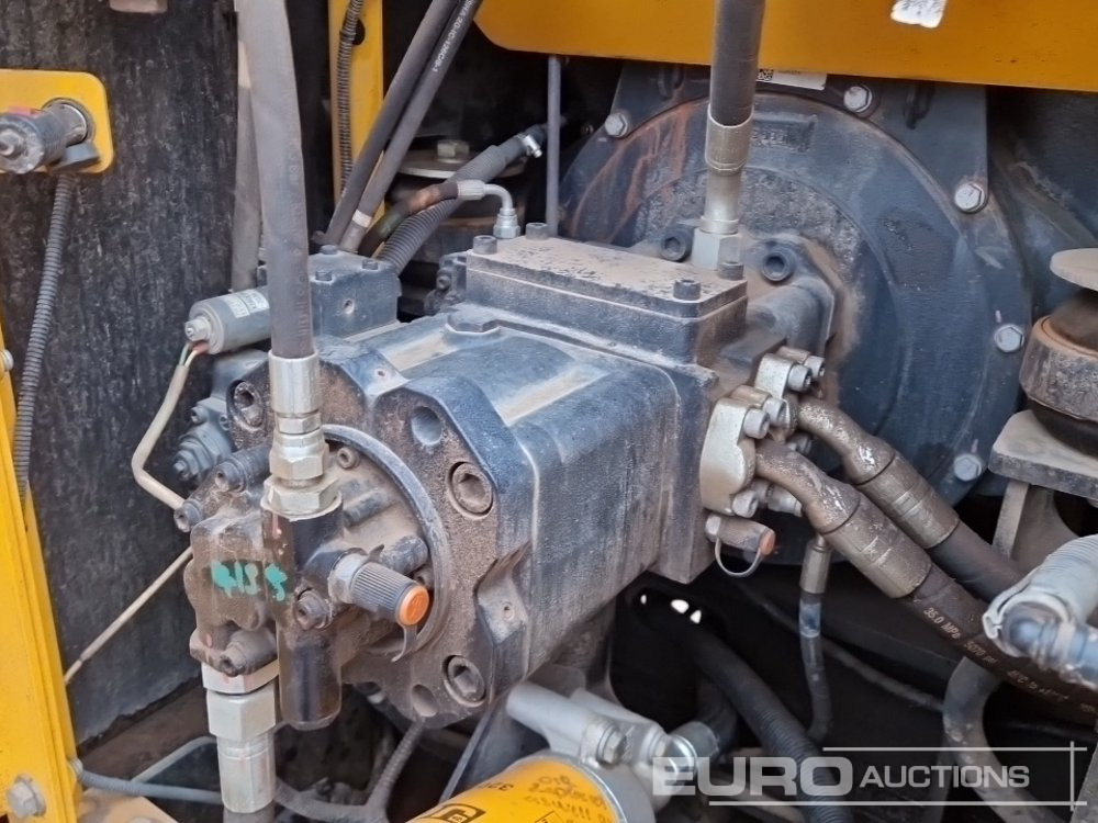 Pelle sur chenille 2018 JCB JS131LC: photos 34