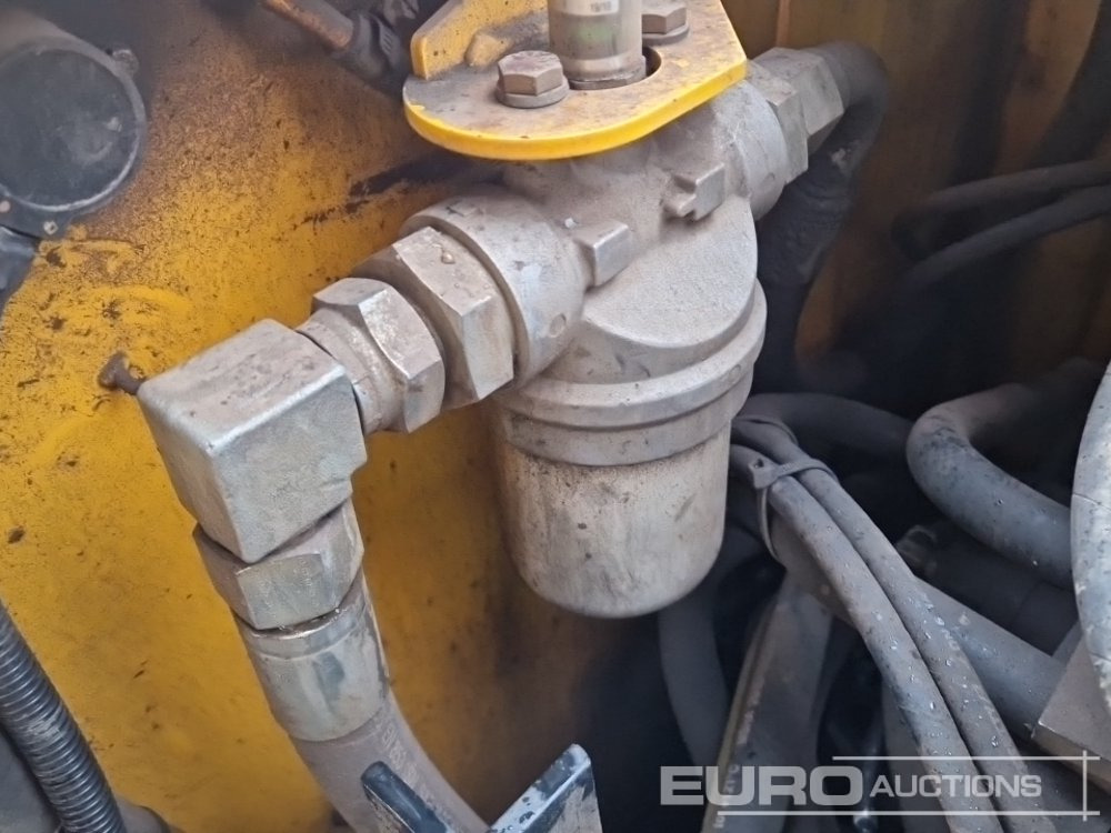 Pelle sur chenille 2018 JCB JS131LC: photos 40