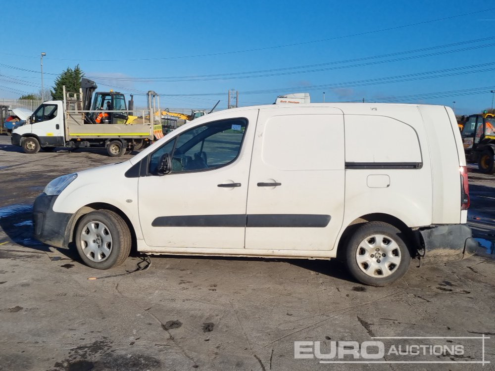 2018 Peugeot Partner - Fourgonnette: photos 2 2018 Peugeot Partner - Fourgonnette: photos 2
