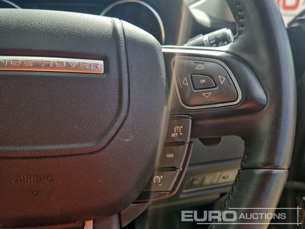 SUV 2018 Range Rover Evoque: photos 30 SUV 2018 Range Rover Evoque: photos 30