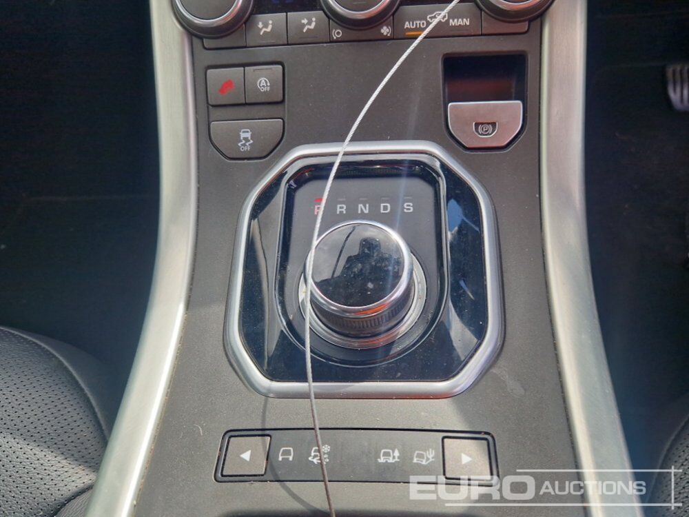 SUV 2018 Range Rover Evoque: photos 27 SUV 2018 Range Rover Evoque: photos 27