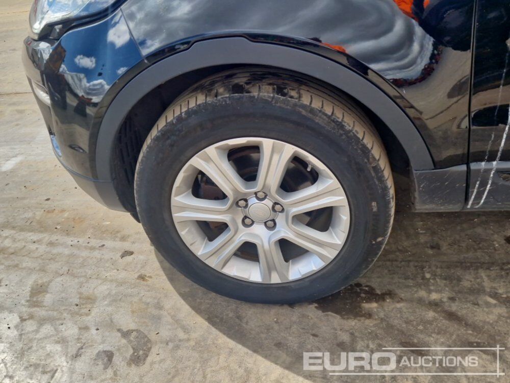SUV 2018 Range Rover Evoque: photos 12 SUV 2018 Range Rover Evoque: photos 12