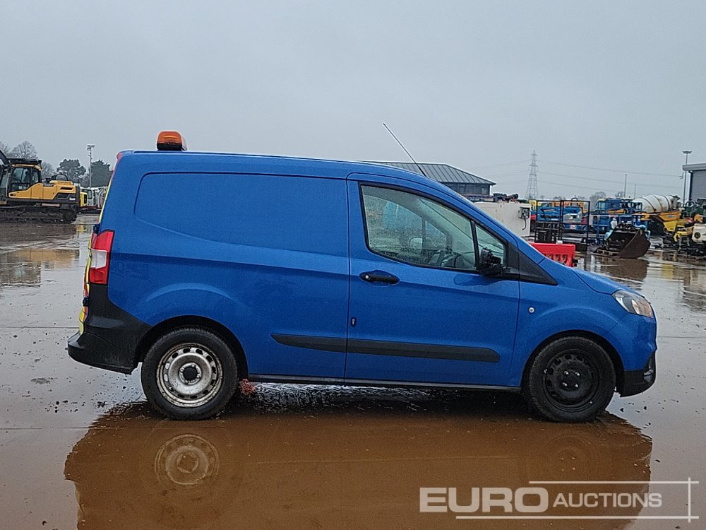 Fourgonnette 2019 Ford Transit Courier: photos 6 Fourgonnette 2019 Ford Transit Courier: photos 6