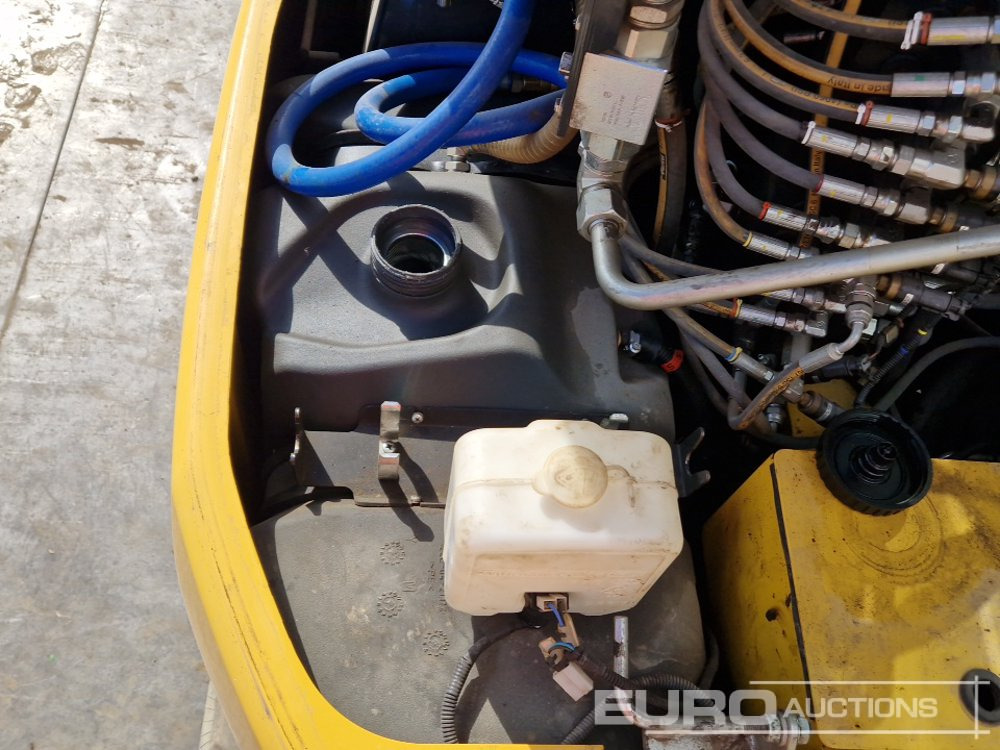 Mini pelle 2019 Komatsu PC80MR-5: photos 38