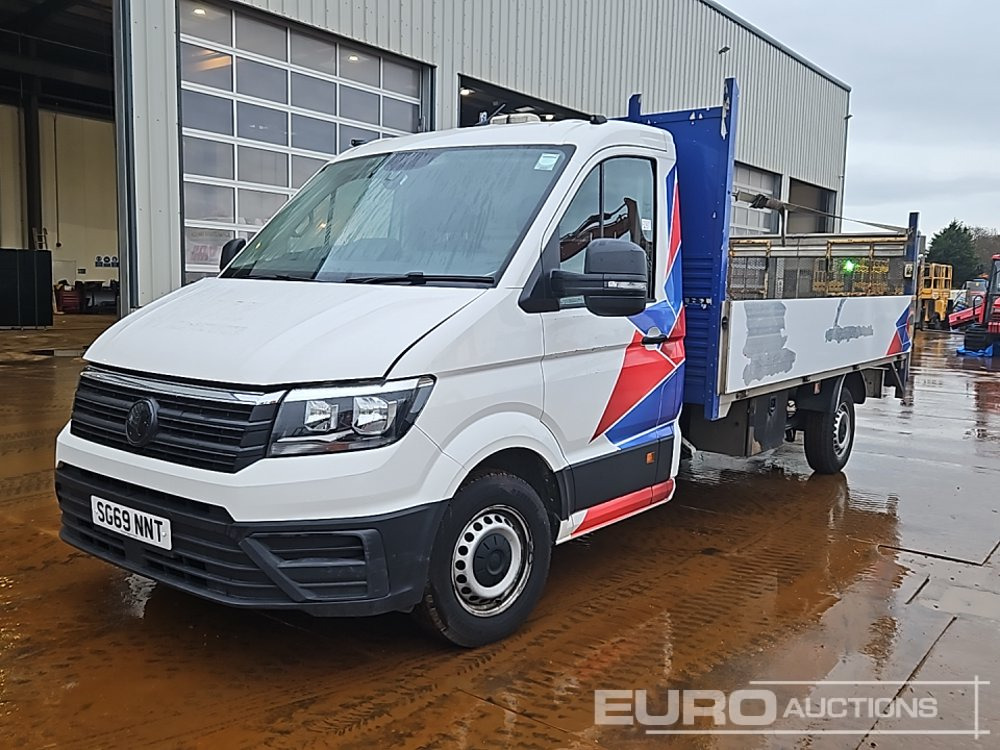 2019 Volkswagen Crafter CR35 - Utilitaire plateau: photos 1 2019 Volkswagen Crafter CR35 - Utilitaire plateau: photos 1