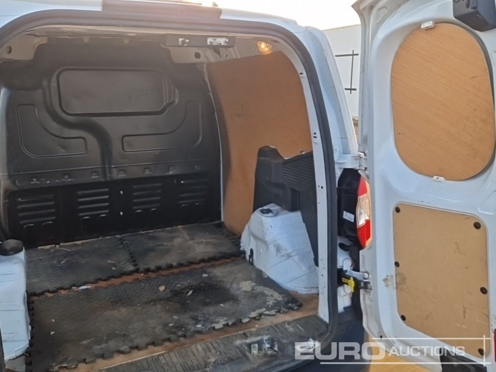 Fourgonnette 2020 Ford Transit Courier: photos 22 Fourgonnette 2020 Ford Transit Courier: photos 22