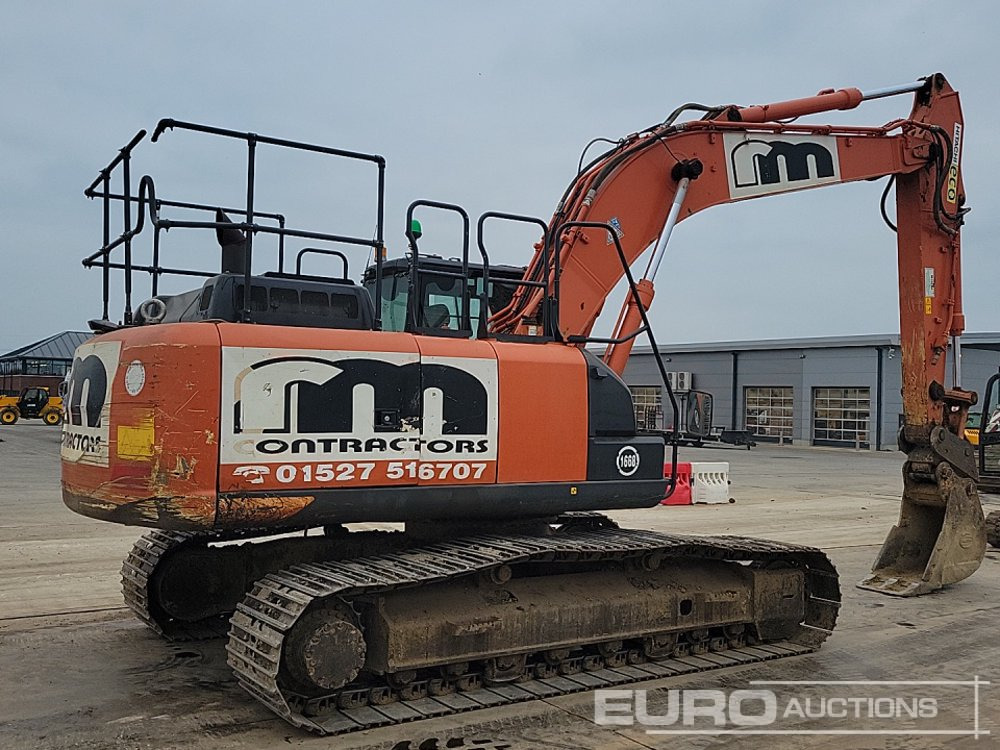 2020 Hitachi ZX210LC-6 - Pelle sur chenille: photos 5 2020 Hitachi ZX210LC-6 - Pelle sur chenille: photos 5