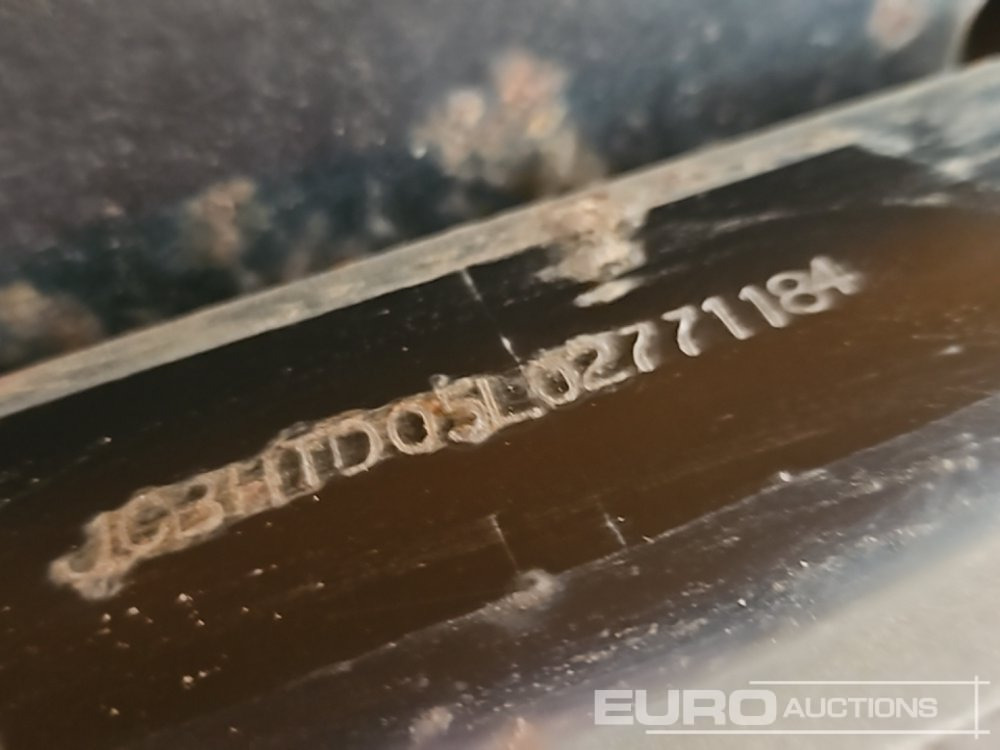 Tombereau sur chenilles 2020 JCB HTD05: photos 29