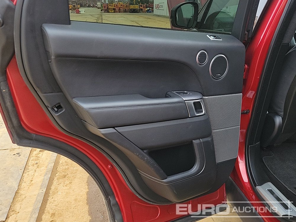 SUV 2020 Range Rover Sport: photos 25