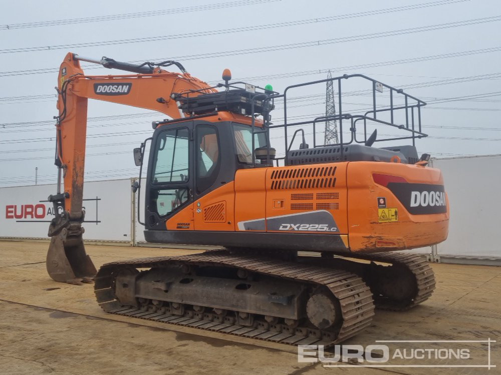 2021 Doosan DX225LC-5 - Pelle sur chenille: photos 3 2021 Doosan DX225LC-5 - Pelle sur chenille: photos 3