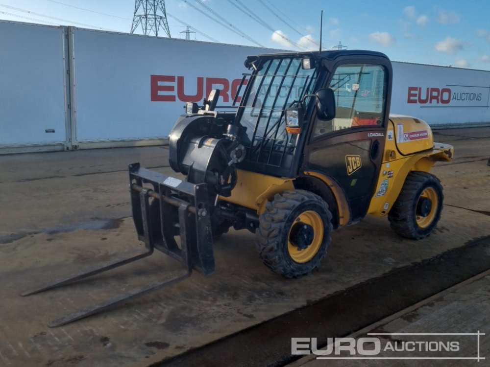 2021 JCB 520-40 - Chariot télescopique: photos 1 2021 JCB 520-40 - Chariot télescopique: photos 1