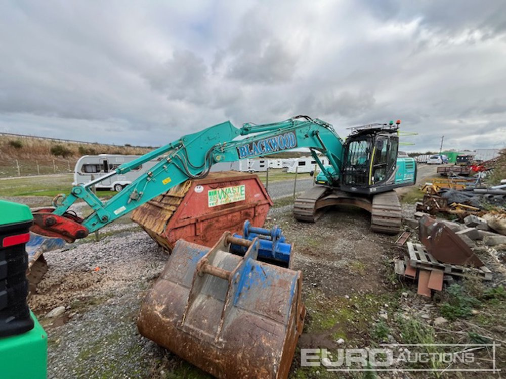 2021 Kobelco SK210LC-11 - Pelle sur chenille: photos 1 2021 Kobelco SK210LC-11 - Pelle sur chenille: photos 1