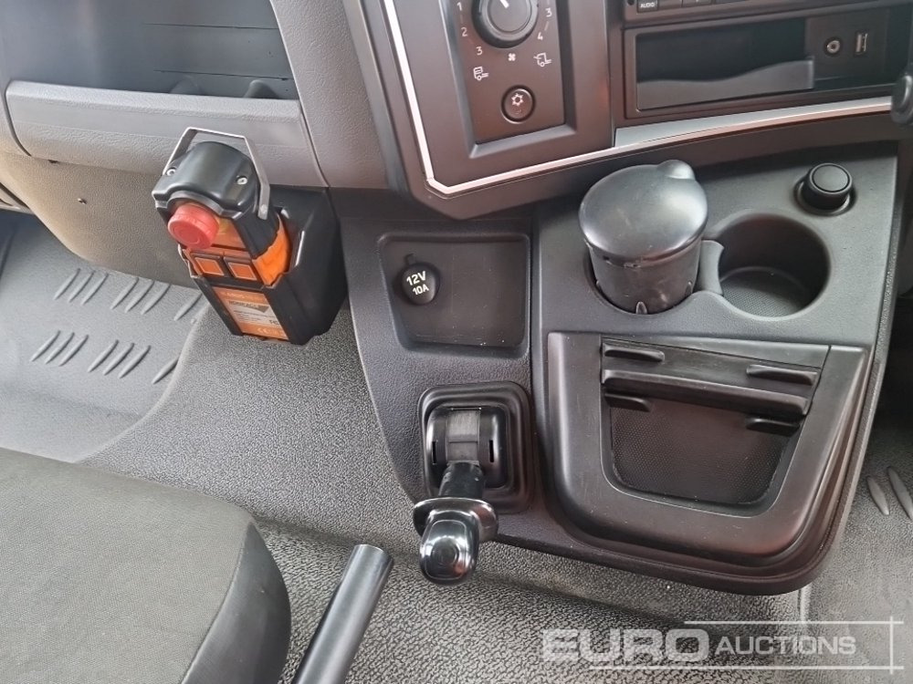Remorqueuse 2021 Renault D210: photos 37