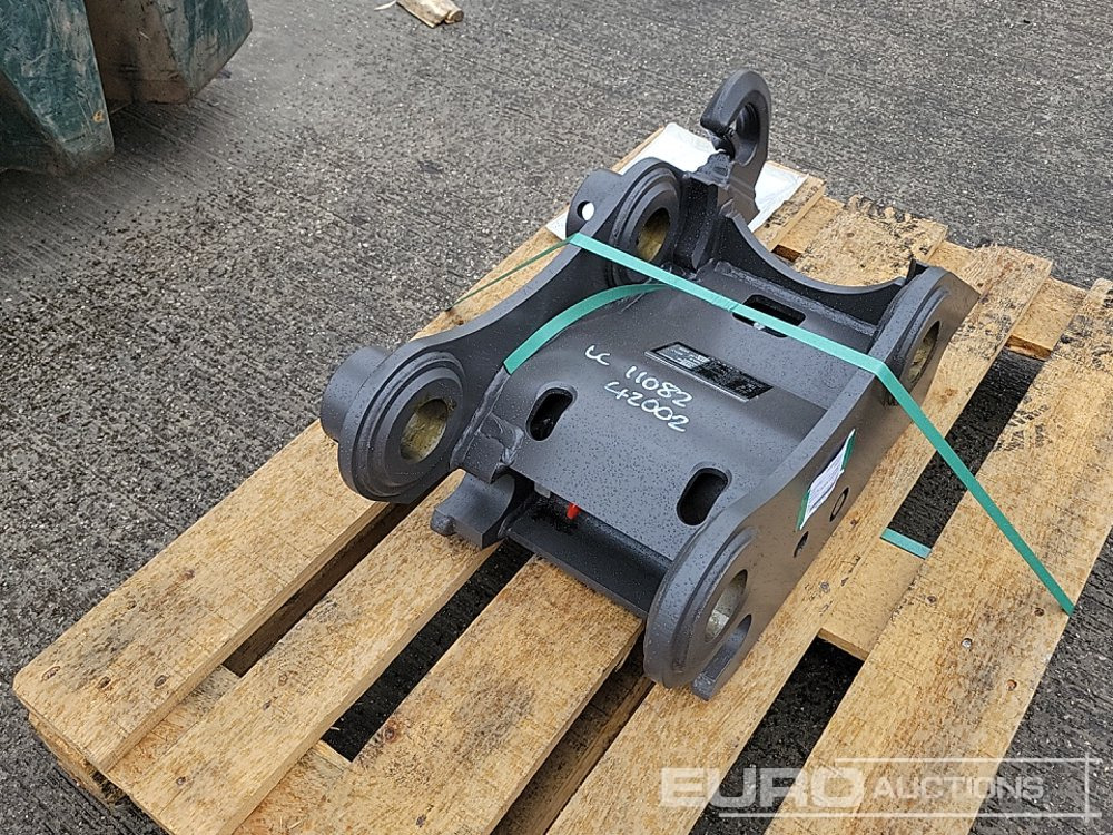 2021 Volvo S6 Style Hitch 65mm Pin to suit 13 Ton Excavator - Attache rapide: photos 5 2021 Volvo S6 Style Hitch 65mm Pin to suit 13 Ton Excavator - Attache rapide: photos 5