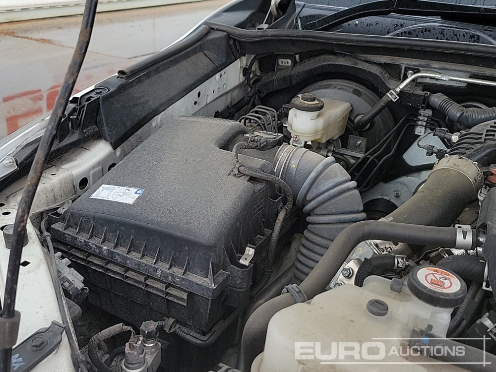 Pick-up 2023 Toyota Hilux: photos 18