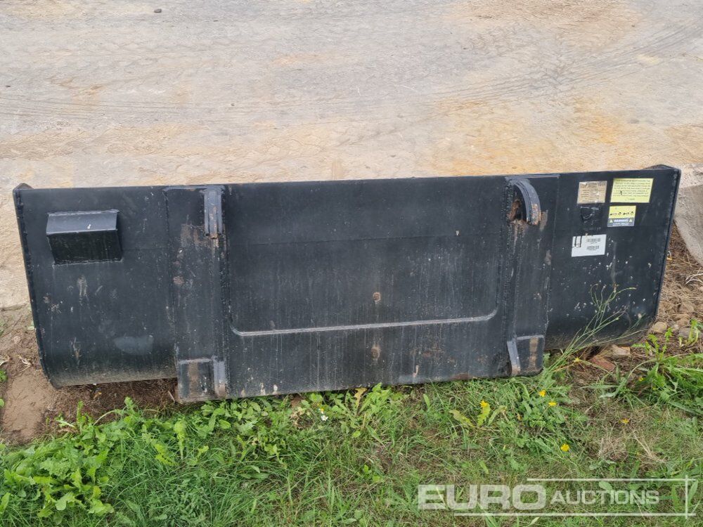 2024 Rhinox 90" Loading Bucket to suit JCB Telehandler - Godet: photos 4 2024 Rhinox 90" Loading Bucket to suit JCB Telehandler - Godet: photos 4