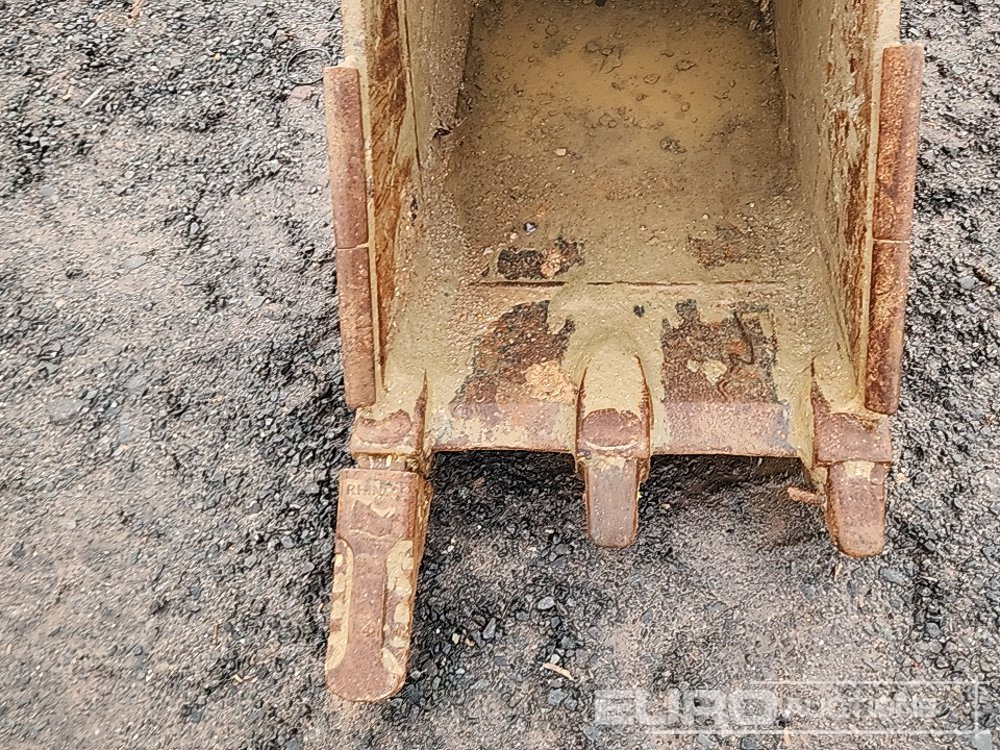 24" Strickland Digging Bucket 65mm Pin to suit 13 Ton Excavator - Godet: photos 5 24" Strickland Digging Bucket 65mm Pin to suit 13 Ton Excavator - Godet: photos 5