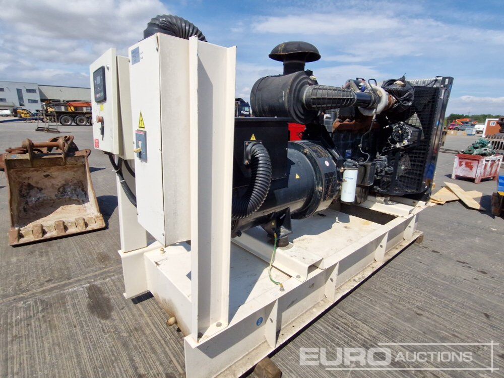 300kVA Generator, Perkins Engine - Groupe électrogène: photos 1 300kVA Generator, Perkins Engine - Groupe électrogène: photos 1