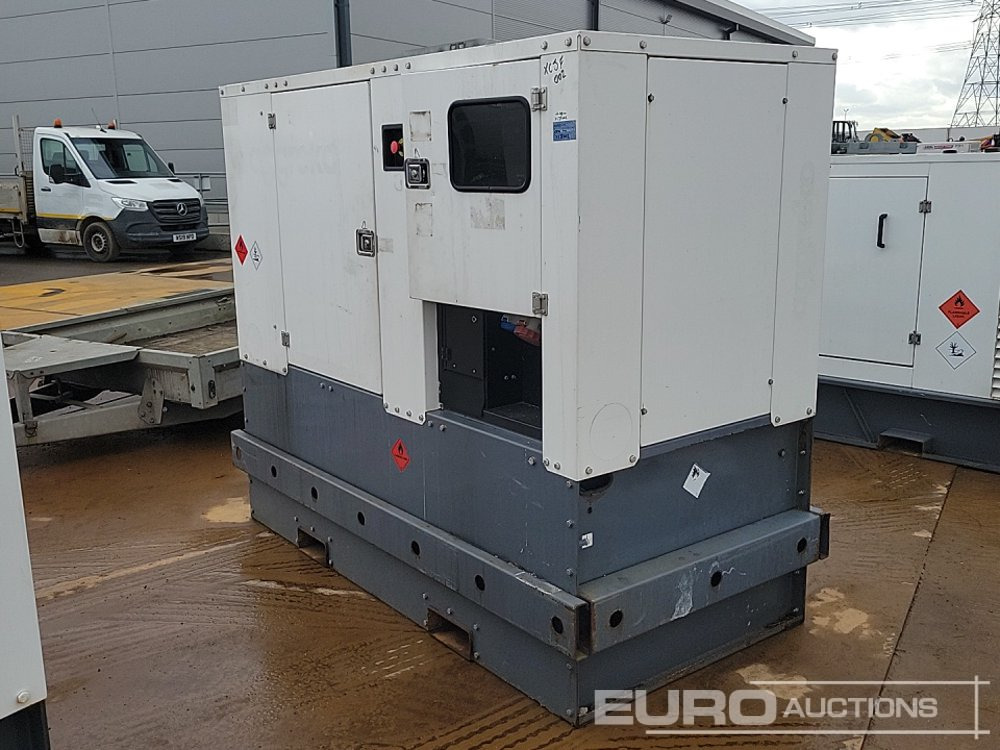 30kVA Generator, John Deere Engine - Groupe électrogène: photos 3 30kVA Generator, John Deere Engine - Groupe électrogène: photos 3