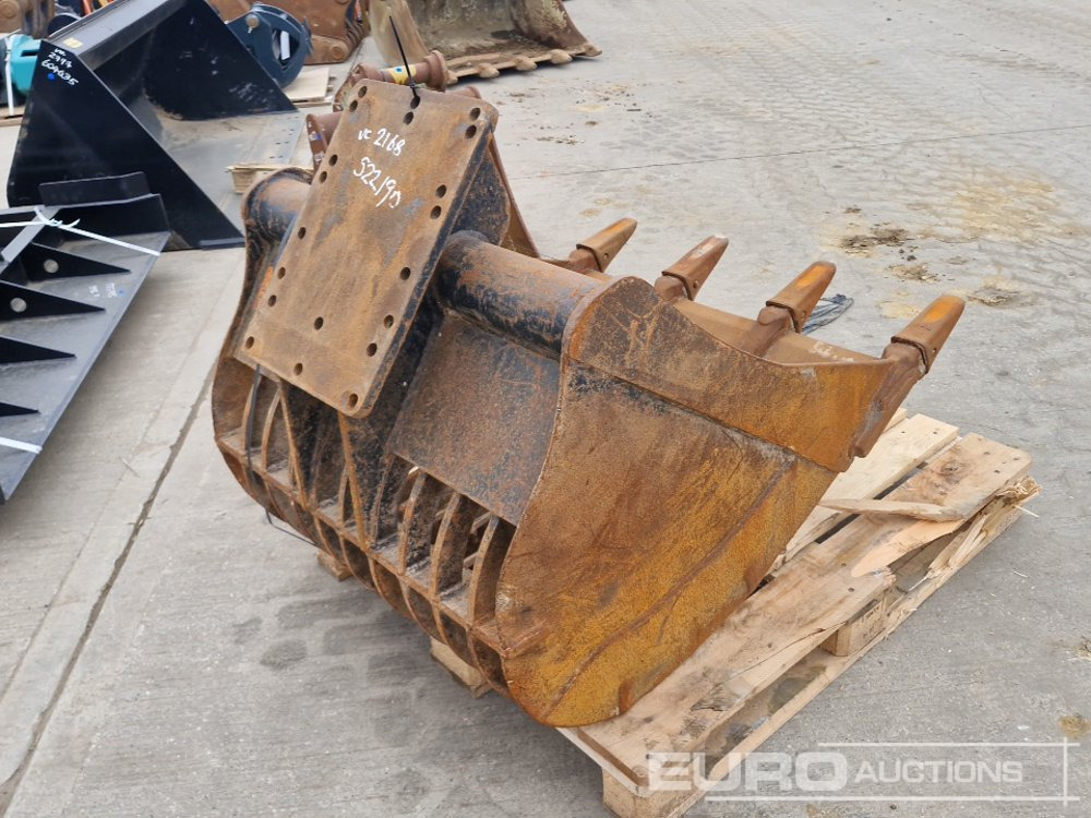 Godet 34" Skeleton Bucket: photos 6