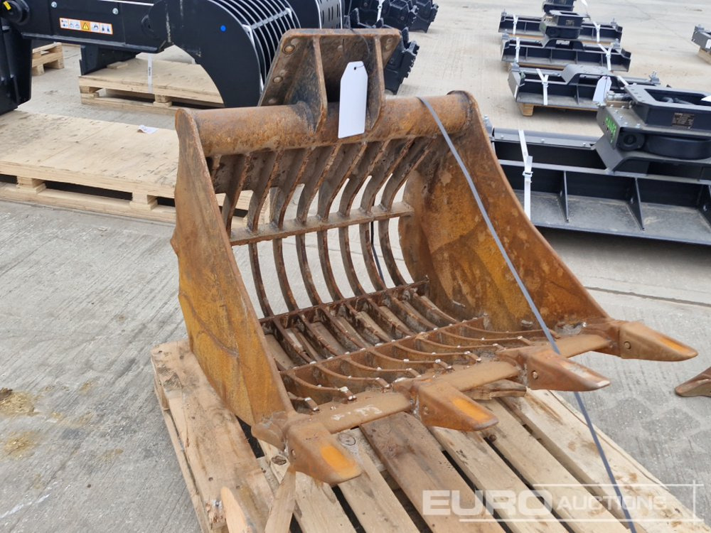 Godet 34" Skeleton Bucket: photos 7