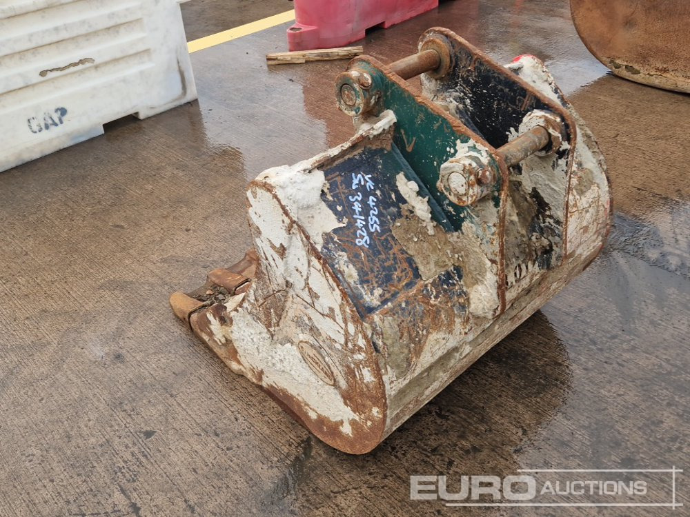 36" Strickland Digging Bucket 45mm Pin to suit 4-6 Ton Excavator - Godet: photos 3 36" Strickland Digging Bucket 45mm Pin to suit 4-6 Ton Excavator - Godet: photos 3