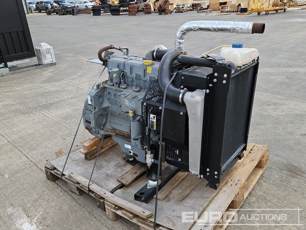Moteur 4 Cylinder Engine: photos 7