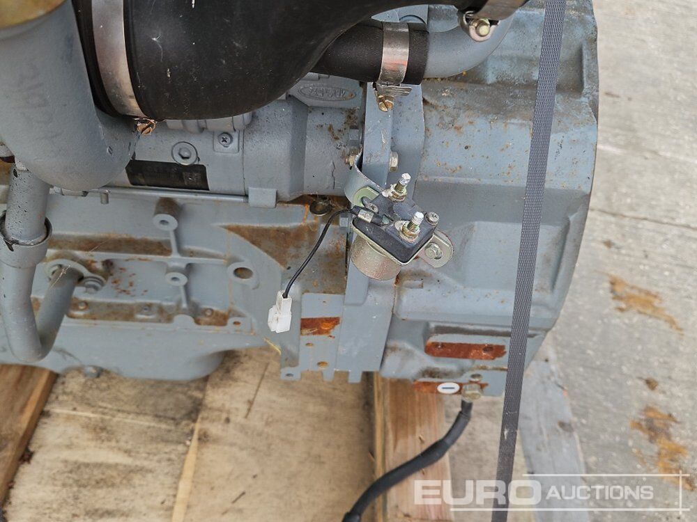 Moteur 4 Cylinder Engine: photos 17