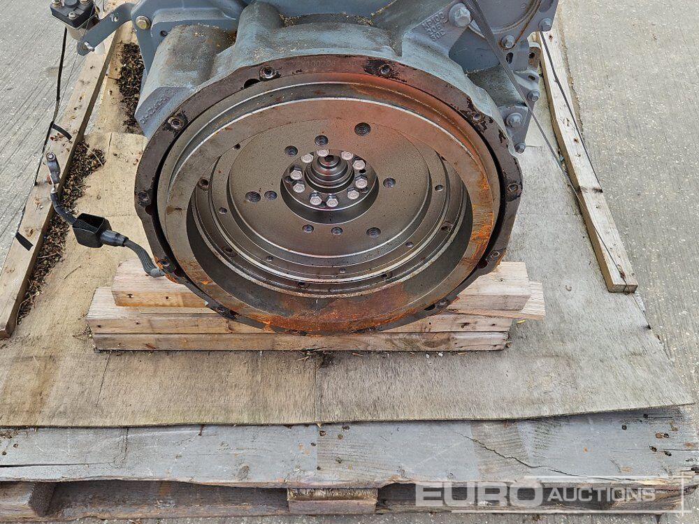 Moteur 4 Cylinder Engine: photos 32
