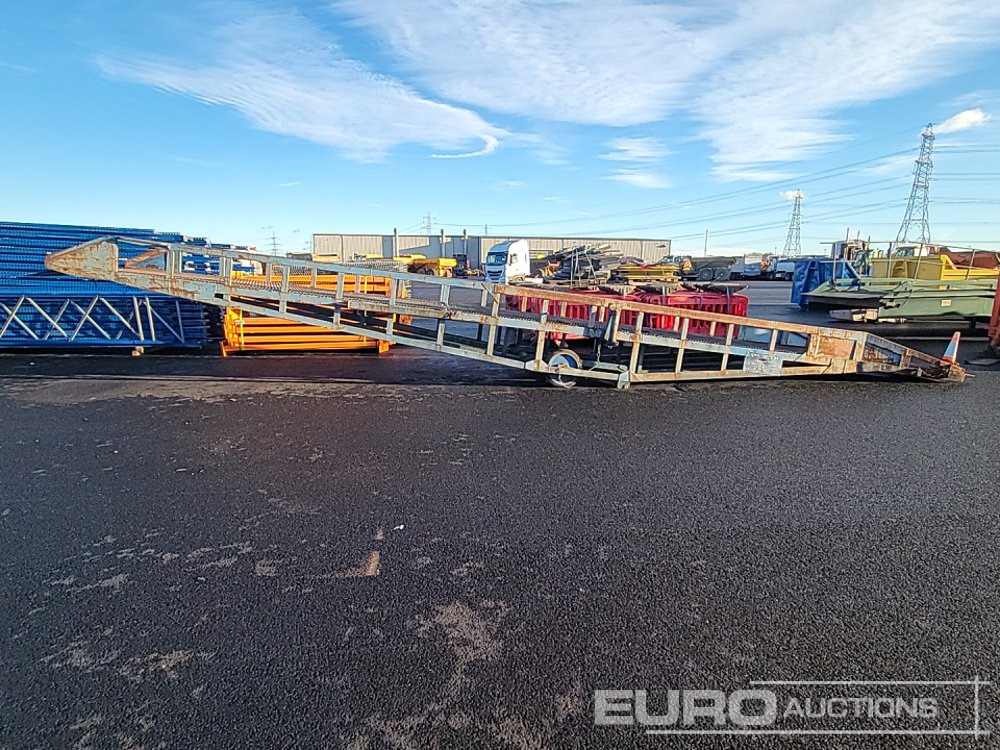 5' Loading Ramp - Rampe de chargement: photos 2 5' Loading Ramp - Rampe de chargement: photos 2