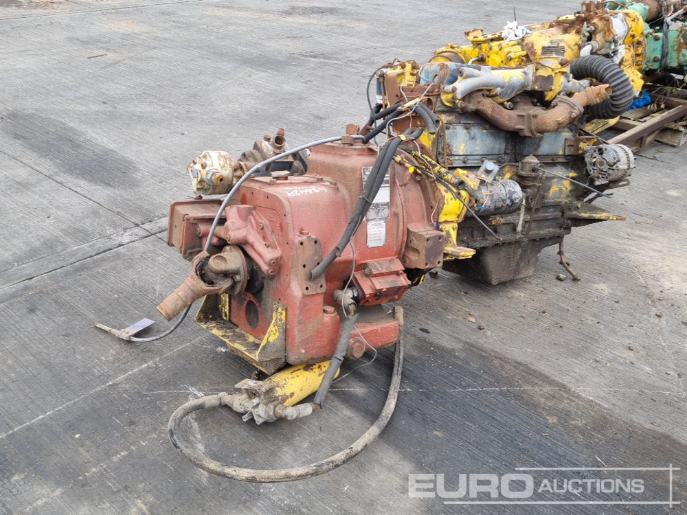 6 Cylinder Engine, Gearbox, Pump - Moteur: photos 1 6 Cylinder Engine, Gearbox, Pump - Moteur: photos 1