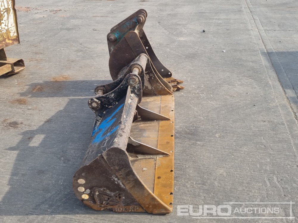 Godet 60" Ditching, 18" Digging Bucket 45mm Pin to suit 4-6 Ton Excavator: photos 6