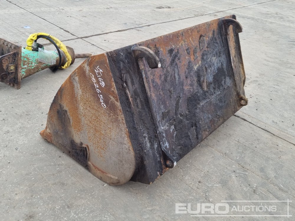 60" Loading Bucket to suit Telehandler - Godet: photos 3 60" Loading Bucket to suit Telehandler - Godet: photos 3