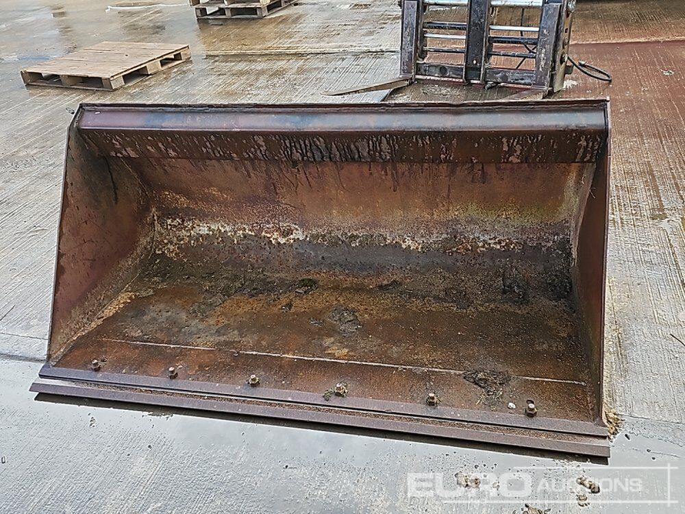 Godet 62" Loading Bucket to suit Telehandler: photos 8