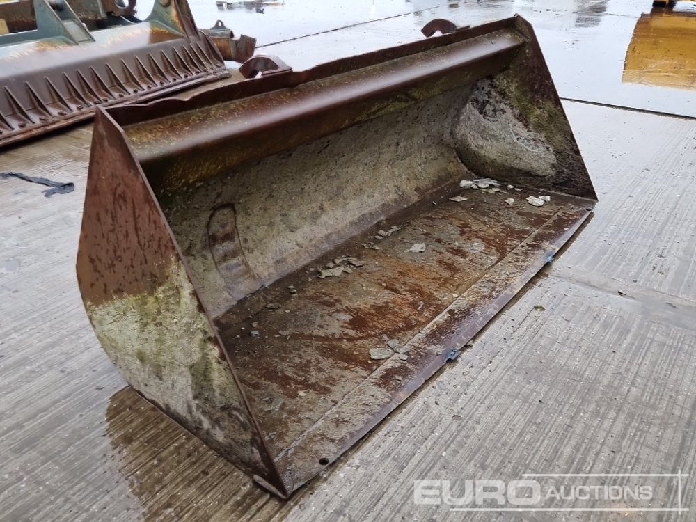 90" Loading Bucket to suit JCB Telehandler - Godet: photos 1 90" Loading Bucket to suit JCB Telehandler - Godet: photos 1