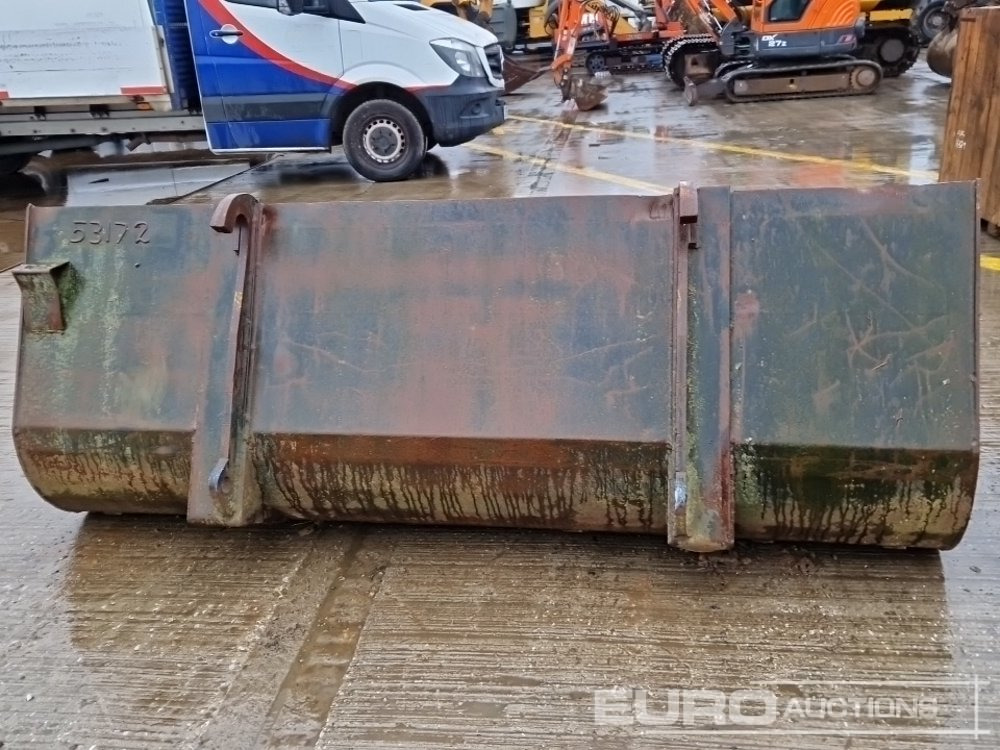 90" Loading Bucket to suit JCB Telehandler - Godet: photos 4 90" Loading Bucket to suit JCB Telehandler - Godet: photos 4